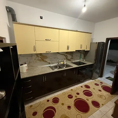 Khloe S Flat Lägenhet